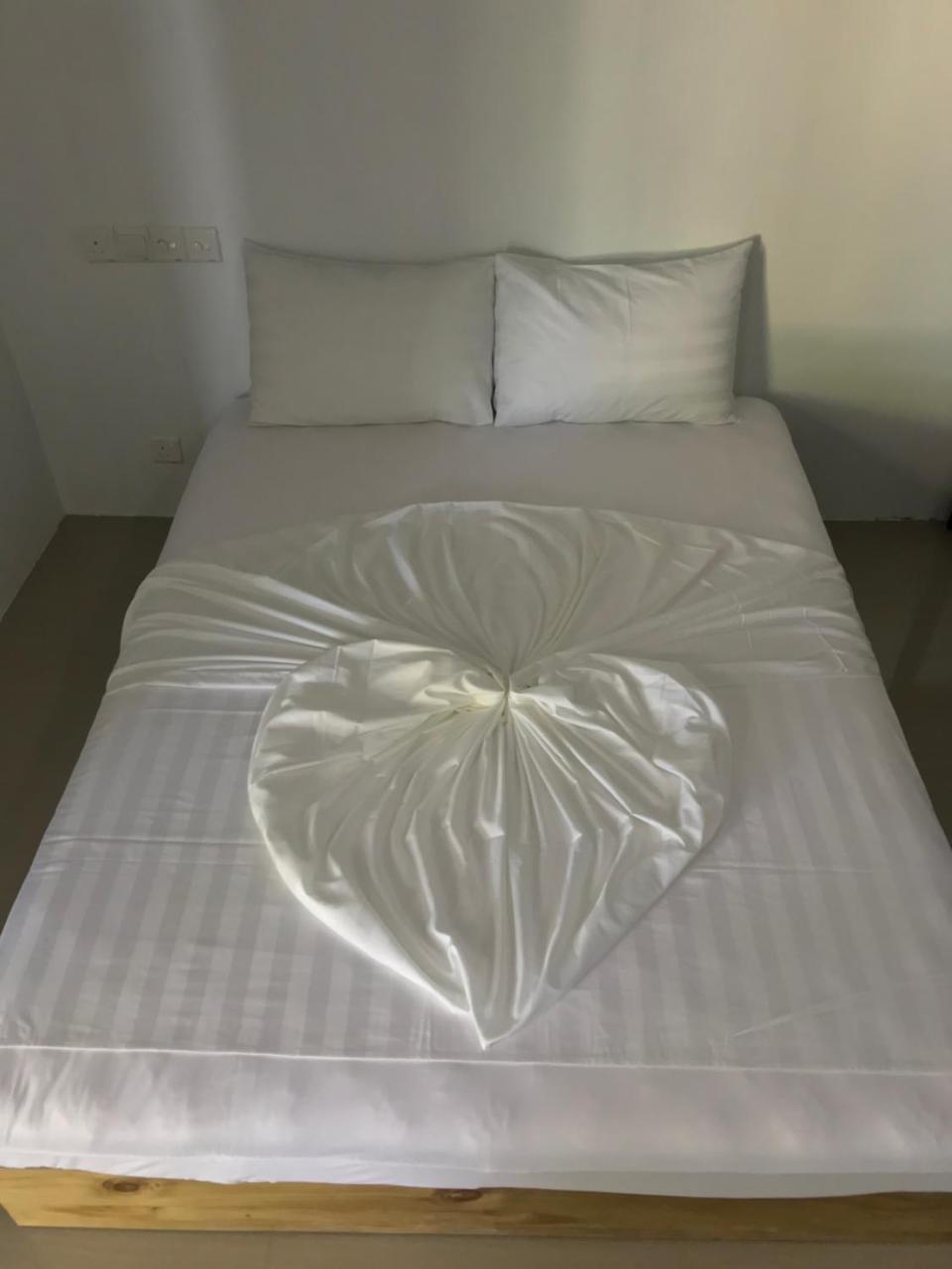 String Wave Maldives 호텔 굴히 외부 사진